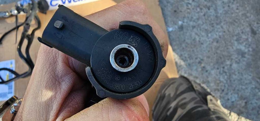 Injectoare HYUNDAI iX35 Tucson Santa Fe 2.0 CRDI D4HA euro 5