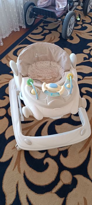 Ходунок детский в отличном состоянии