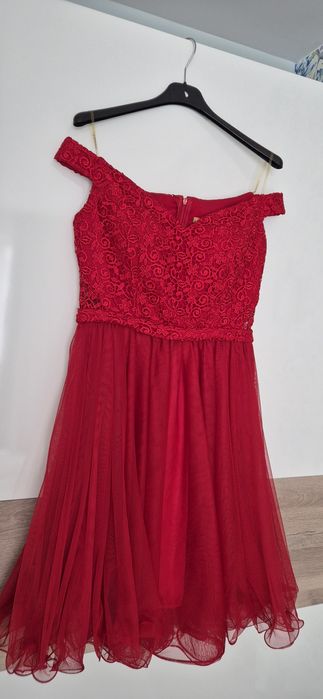 Официална/ абитуриентска/ бална червена рокля М