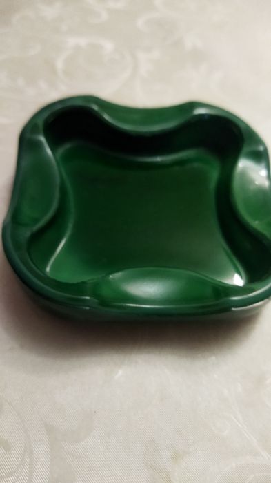 Сувениры статуэтки из стекла