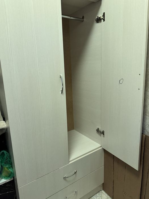 Продам шкаф для одежды