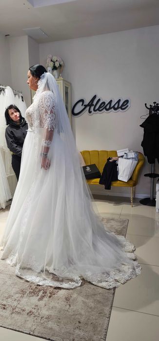 Rochie mireasa deosebita