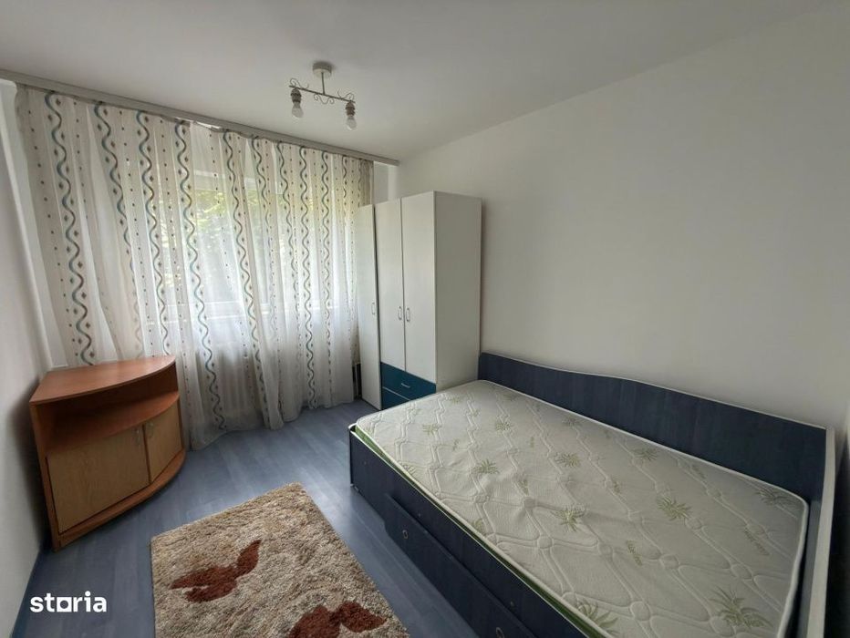Apartament cu 3 camere, 62 mp, zona Republicii