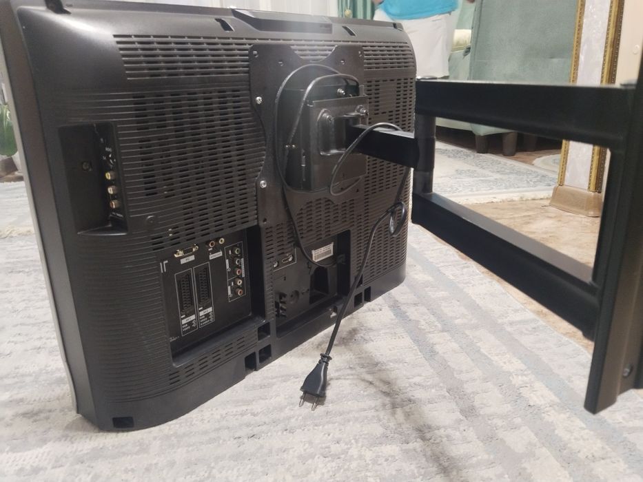 Продам телевизор Panasonic