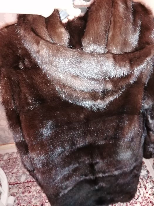 Срочно!! Шуба хорошего качества