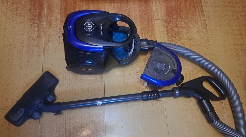 Пылесос Самсунг в хорошем состоянии