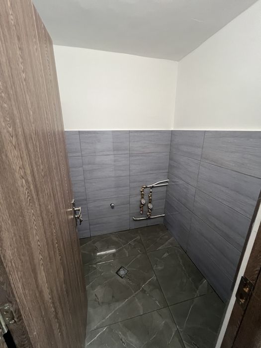 Inchiriez spatiu comercial