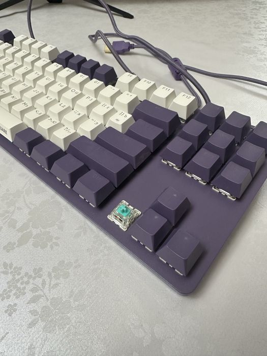 Продам клавиатуру Red Square Keyrox TKL