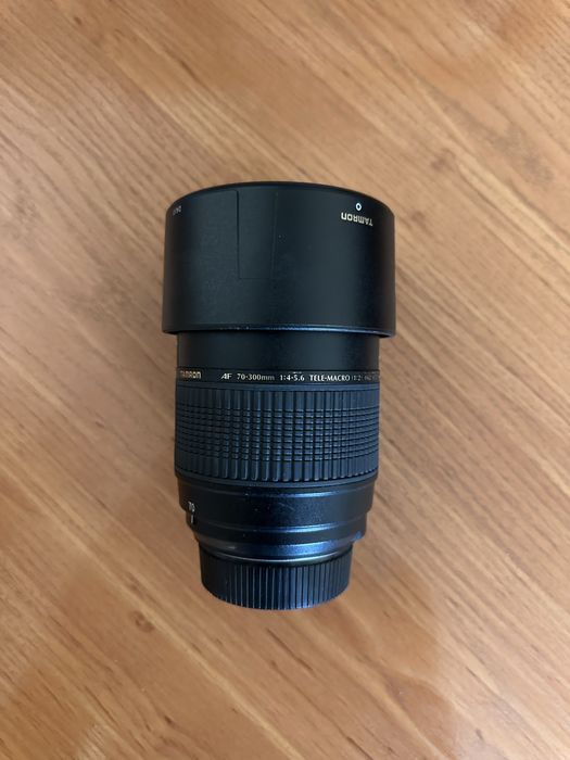 Фотоаппарат Nikon D3300 + объектив Tamron 70-300mm + сумка