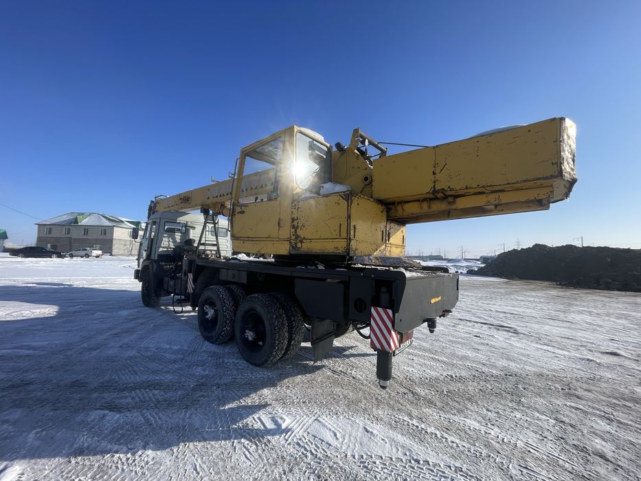 Автокран Галичанин 25 тон