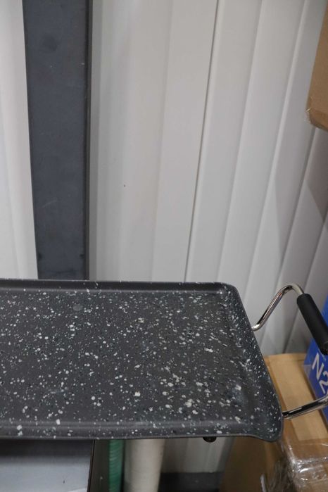 Ел. плоча Cecotec 3000 RockWater XXL каменна скара, 2400W, лек ДЕФЕКТ