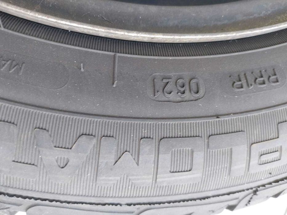 Jante tablă + Anvelope vară 175/65 R14. (4 bucati )