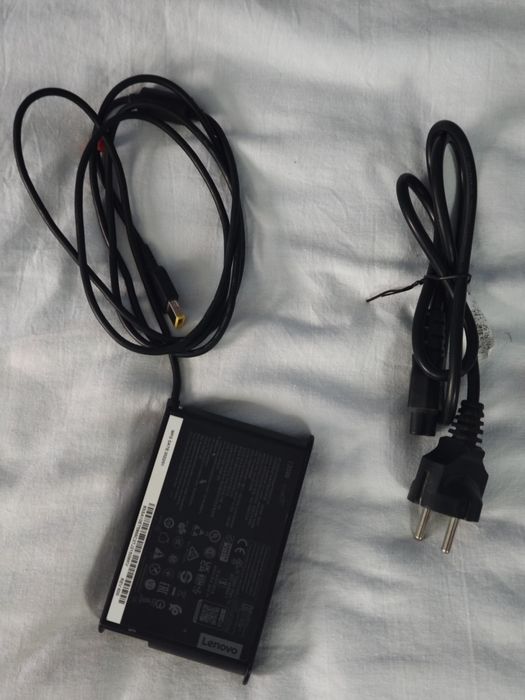 Оригинално зарядно за Lenovo – 135W (Slim Tip)