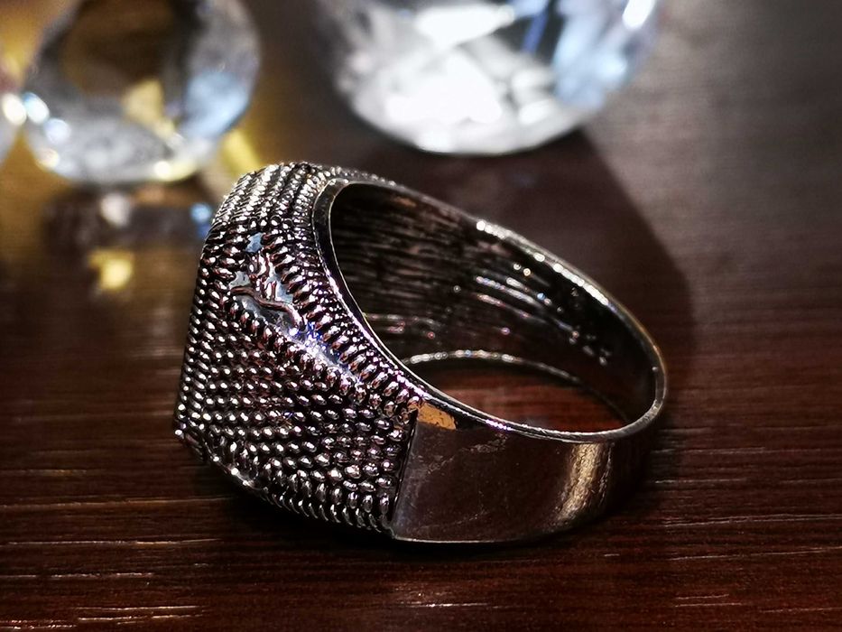 Страхотен мъжки сребърен пръстен печат 925.  9 грама