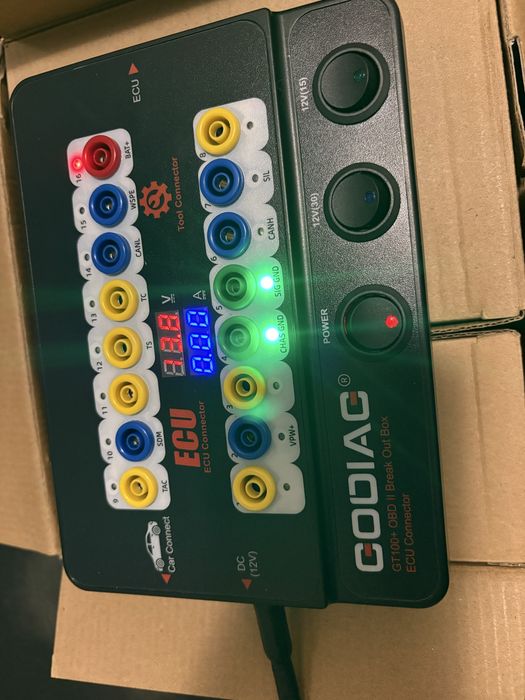Godiag GT100+ с дисплей OBD Breakout Box / Bench Tool