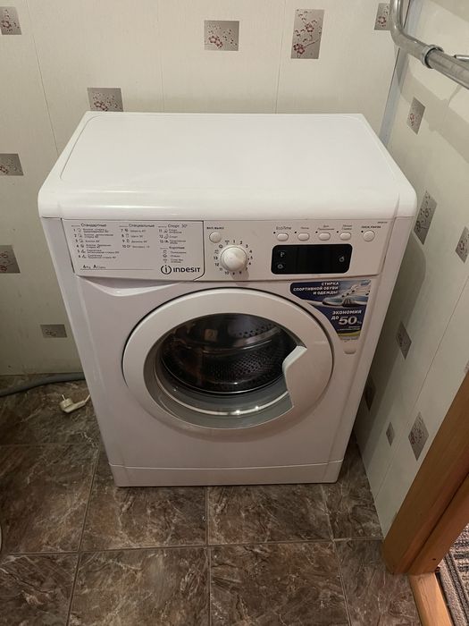 Продам стиральную машину на запчасти самовывоз