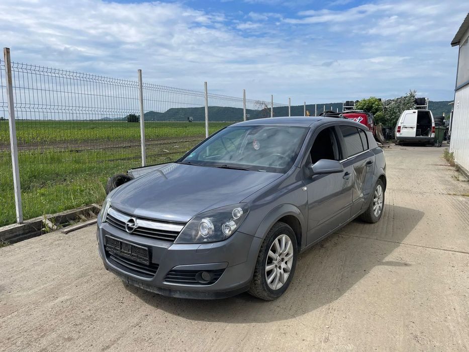 Dezmembrari Opel Astra H 1.7 CDTi