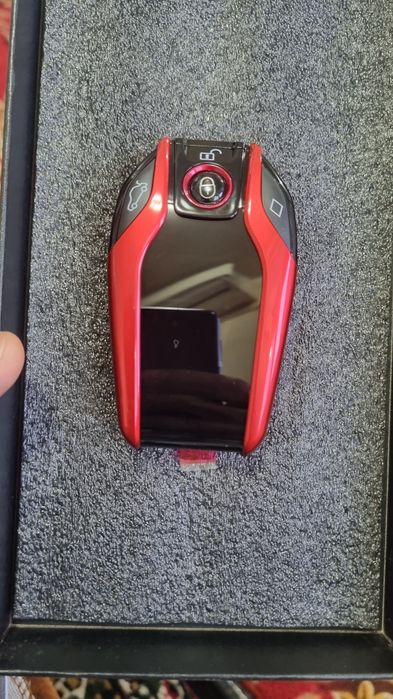 Сенсорный пульт управления для автомобиля