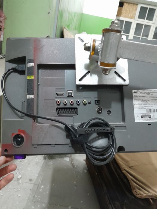 Телевизор Самсунг продаётся