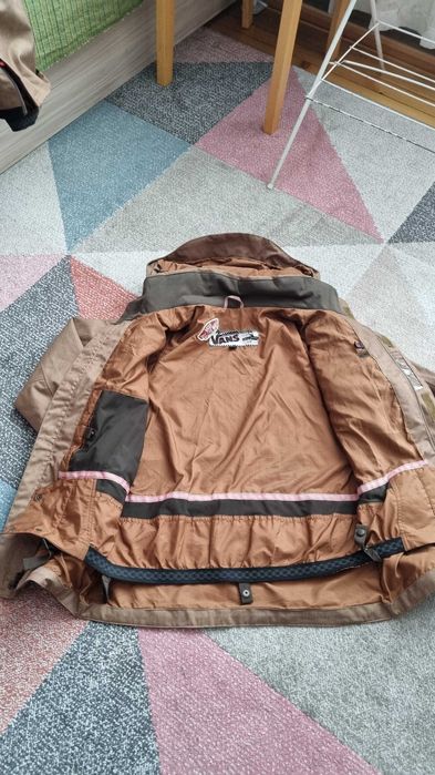 Дамско дки яке и долнище Vans