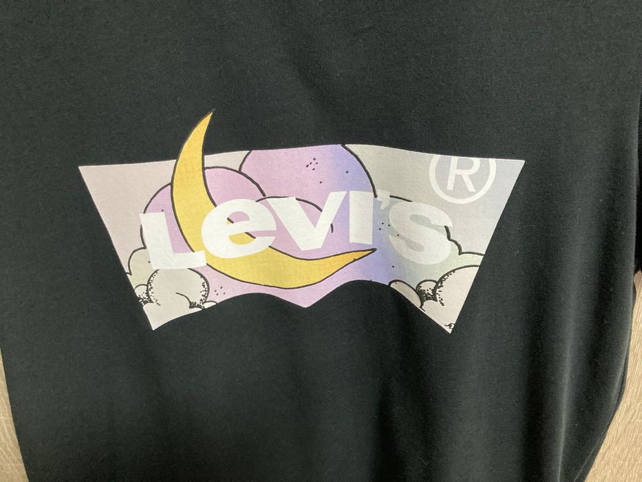 Levis, дамска черна тениска Levis, размер М