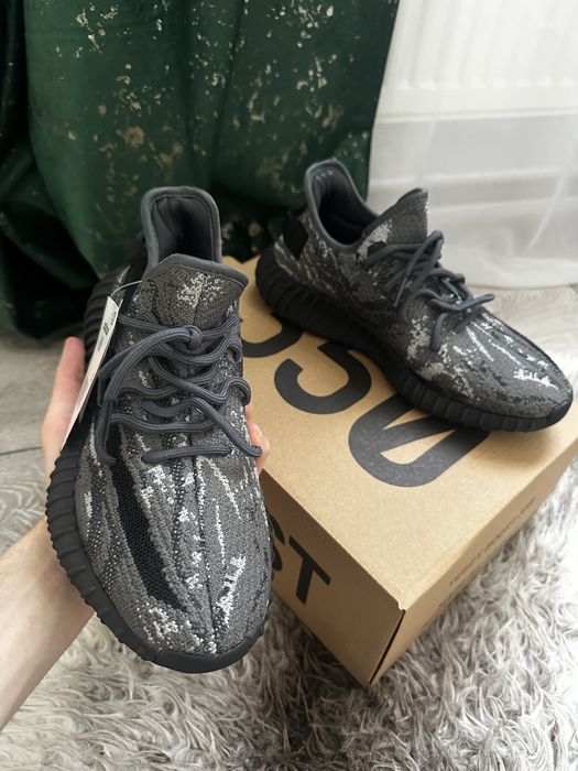 Yeezy 350 v2 black Negru dark salt 40-45