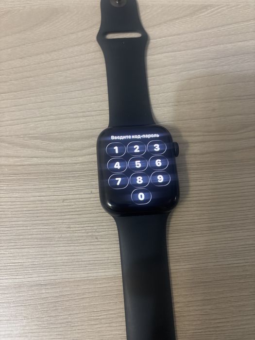 Продаю watch se 2