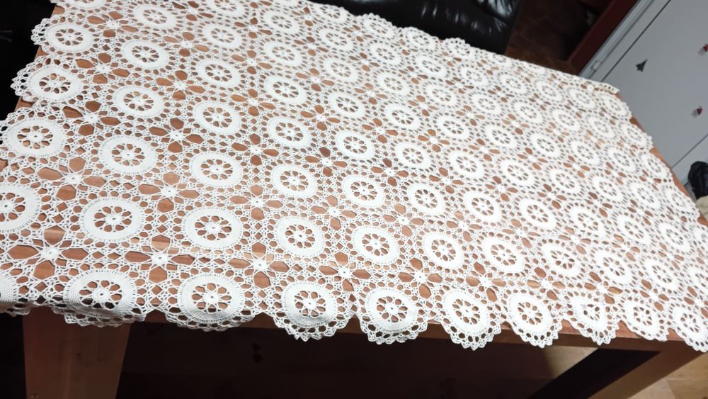 Ръчно плетени покривки за  маса