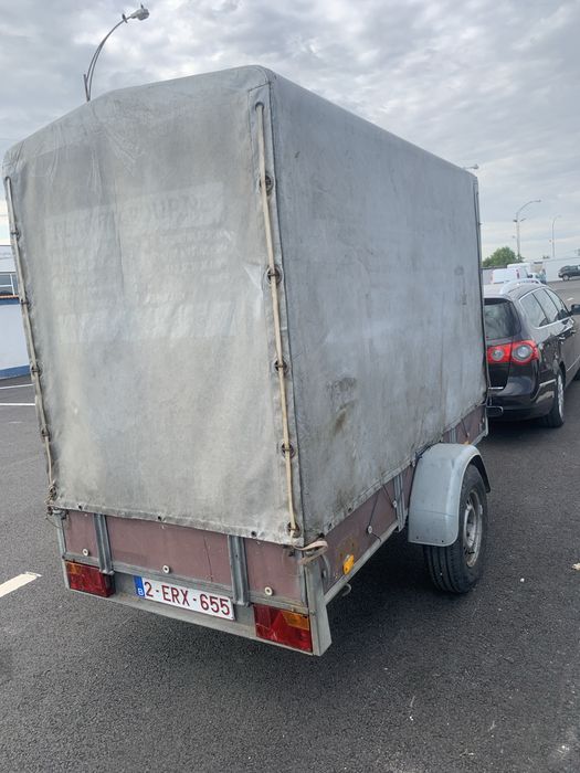 Remorca auto 750 kg cu sistem de franare