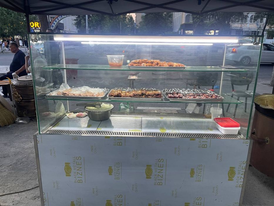 Халадилник ветрина