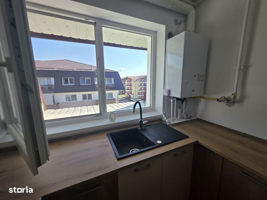 Se vinde 2 camere 60mp in Sanpetru Subcetate la mansarda, ca nou
