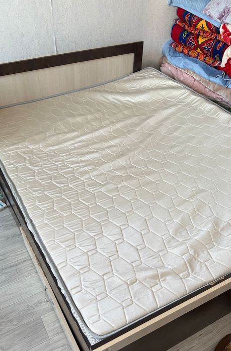 Матрас 160*200 продается 20.000тг