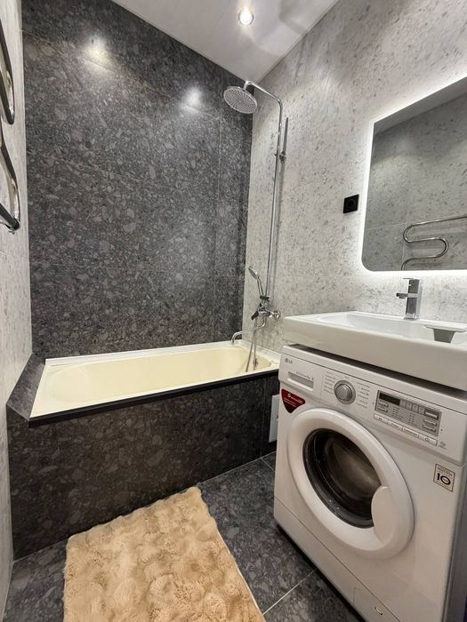 Чилонзор 13 3.4/3/4 сотилади