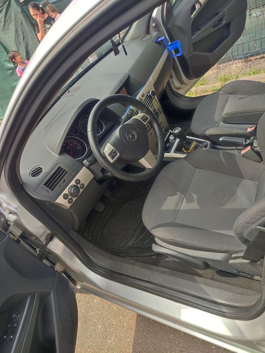 Vând opal Astra 1.7