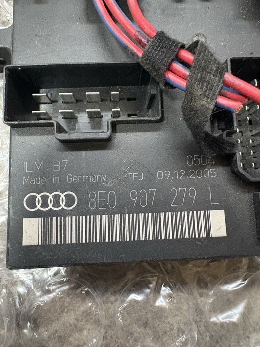 Audi a4 b7 Комфорт Модул