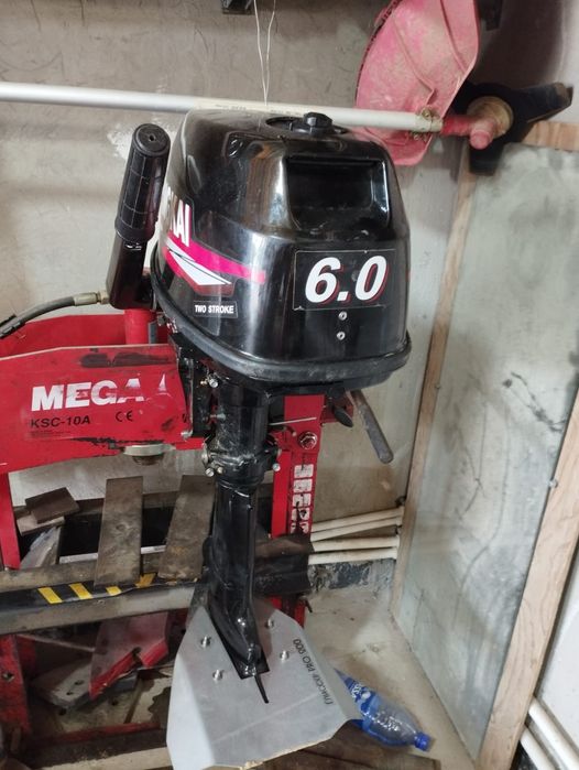 Лодка ПВХ с мотором