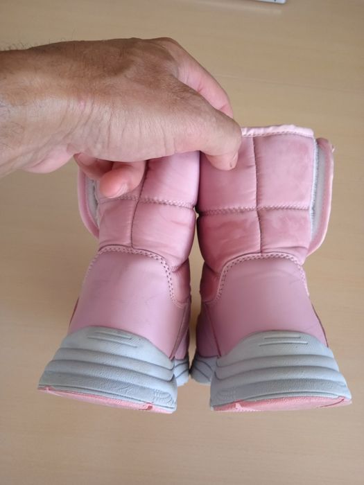 Продавам детски ботуши /апрески LCW