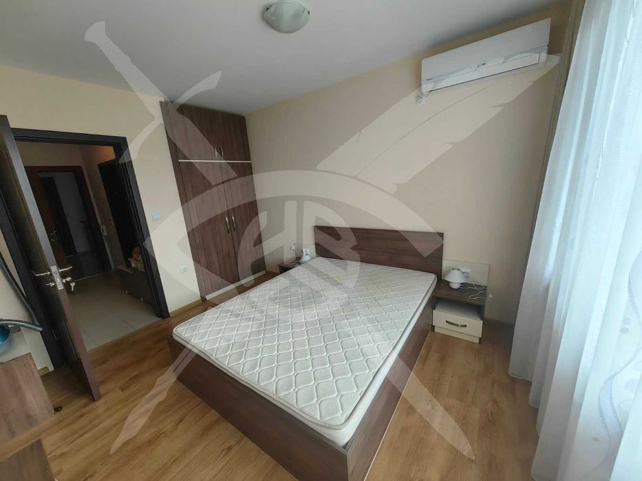 Тристаен - Свети влас