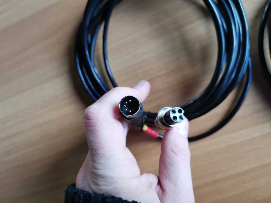 Cabluri Noi/Conectica Acordeon Midi Digital,Serenelli Etc vs Juzisound