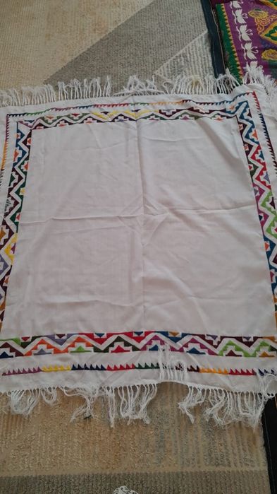 Жадағай тон шапан орамал сатылады