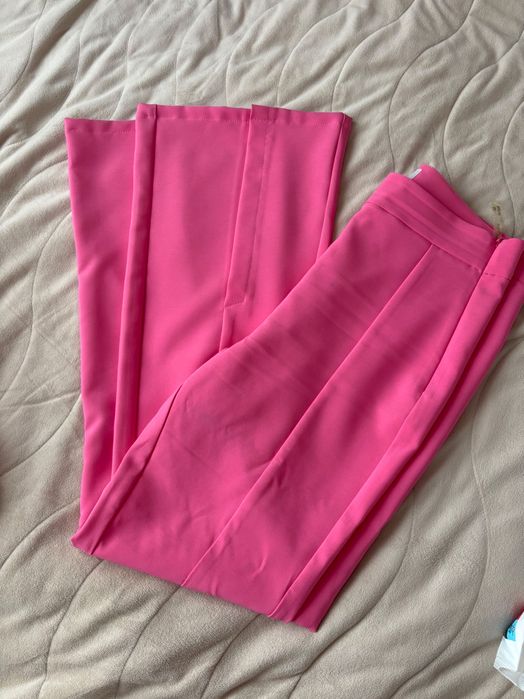 Елегантен костюм на Junona