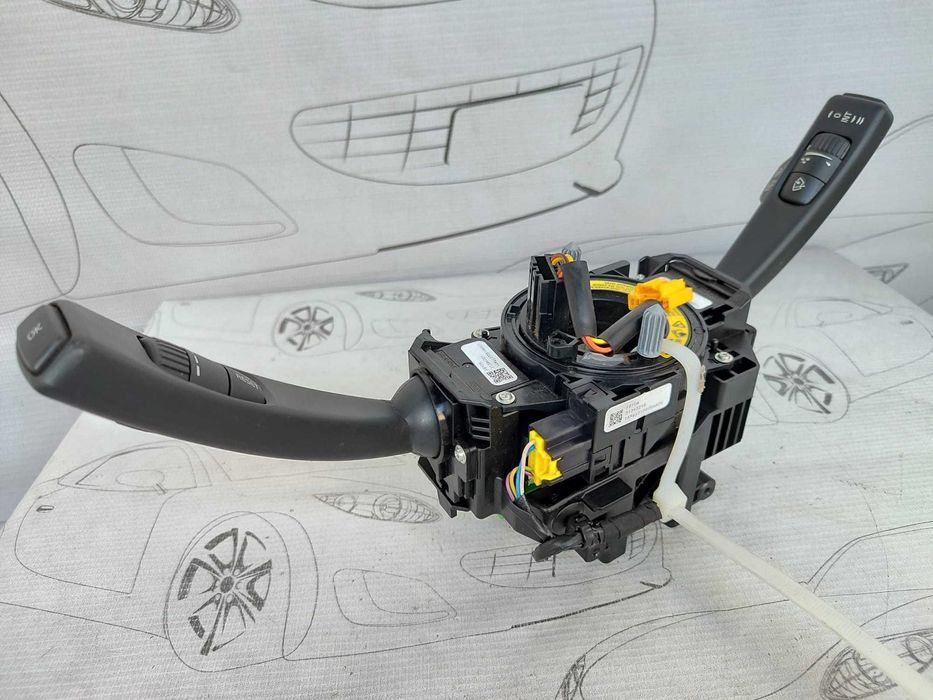 Ansamblu manete comenzi volan + spiră Volvo V40 31394001 2015 / [2012-2019] / (5B3)