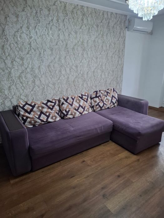 Продам  диван угловой