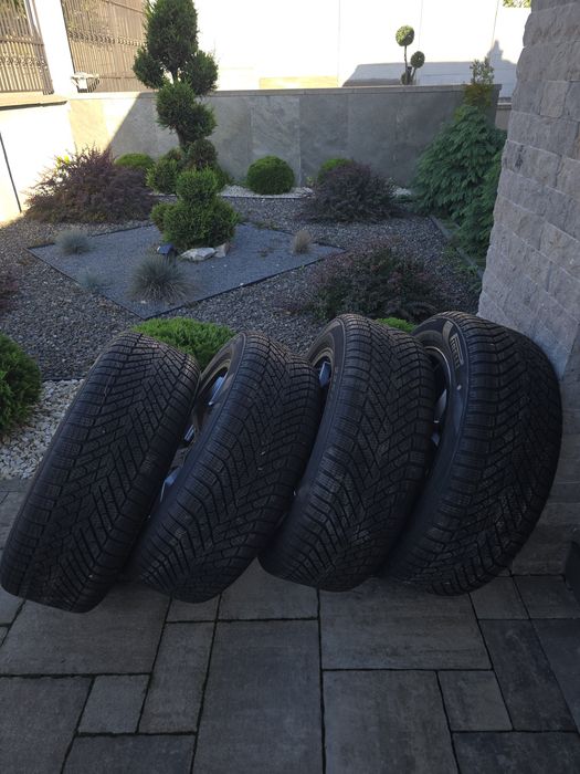 Jante(roți) Originale BMW seria 5 I5 G60,G61 R18 noi iarnă