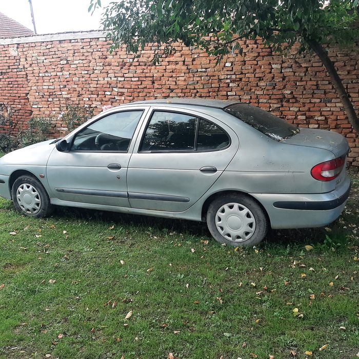 Renault megahe 1.6 benzina