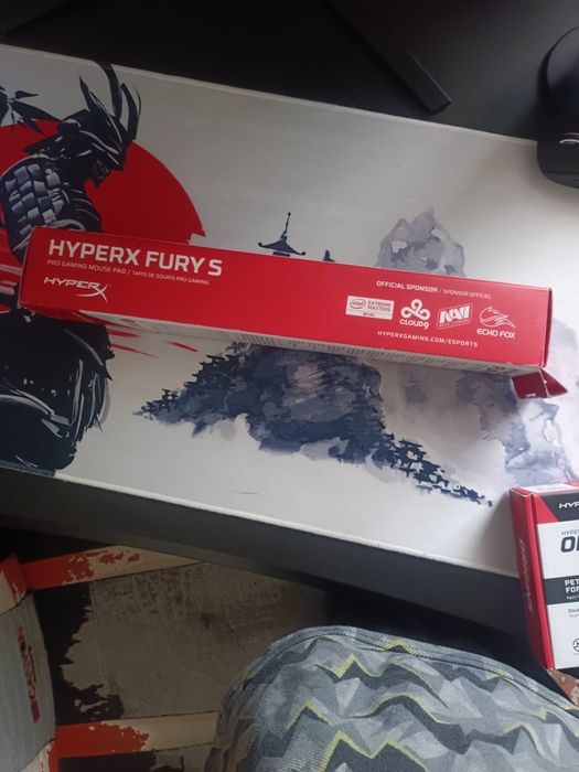 HyperX Alloy origins 60 + Коврик