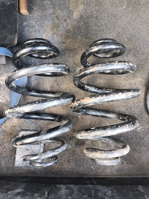 Пружины от Мерседес Вито