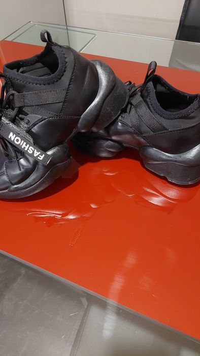 Дамски ботуши Emu и други