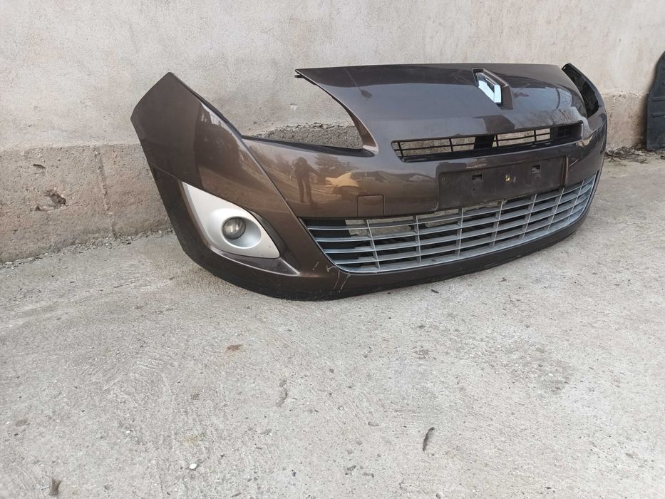 предна броня за рено гранд сценик 3 с маска емблема решетки халогени