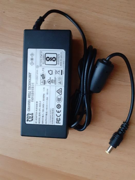 Vand alimentatoare 5V,  9V, 12V, 24V, 48V, 51V 52V si  54V